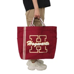BioWorld Harry Potter Hogwarts Collegiate Tote Bag 17 BioWorld Harry Potter Hogwarts Collegiate Tote Bag -Vera Bradley Shop Harry Potter Hogwarts Burgundy Tote Bag LTF61NBHPTPP00 09